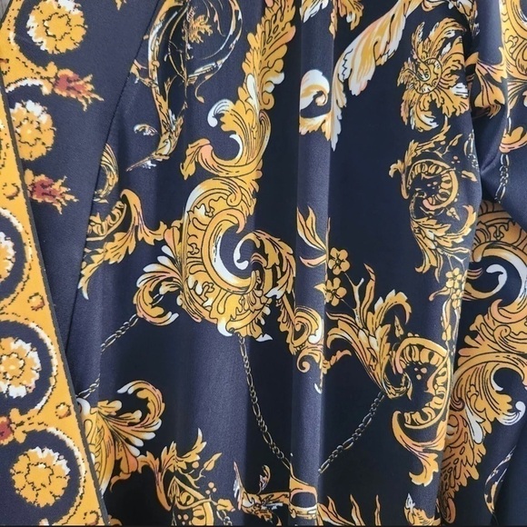 Boston  Proper Black Gold V Neck Faux Wrap Bell Sleeve Top Size XL - Picture 7 of 12